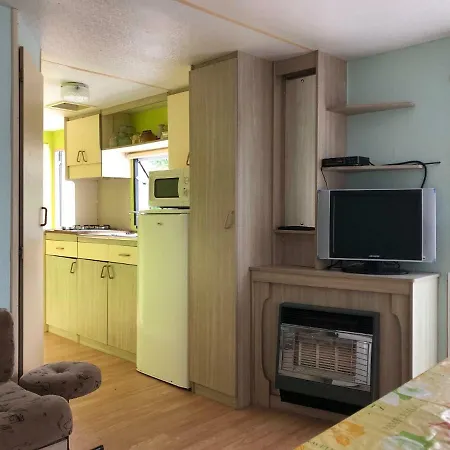 بيت ضيافة Chez Roger Et Danielle Salles-d'Angles