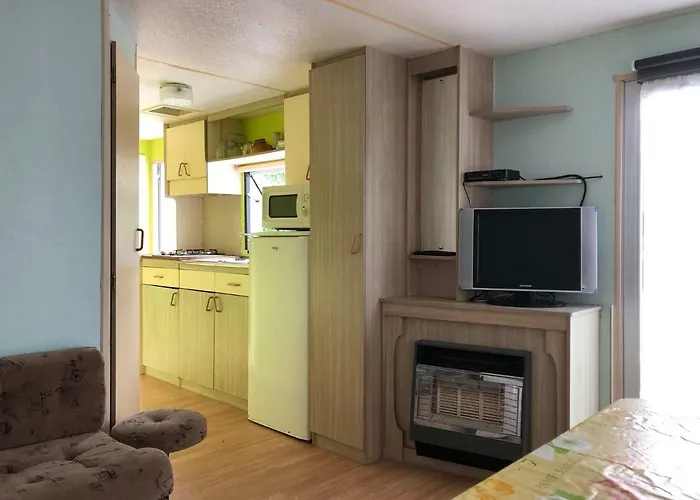 Guest house Chez Roger Et Danielle Salles-d'Angles